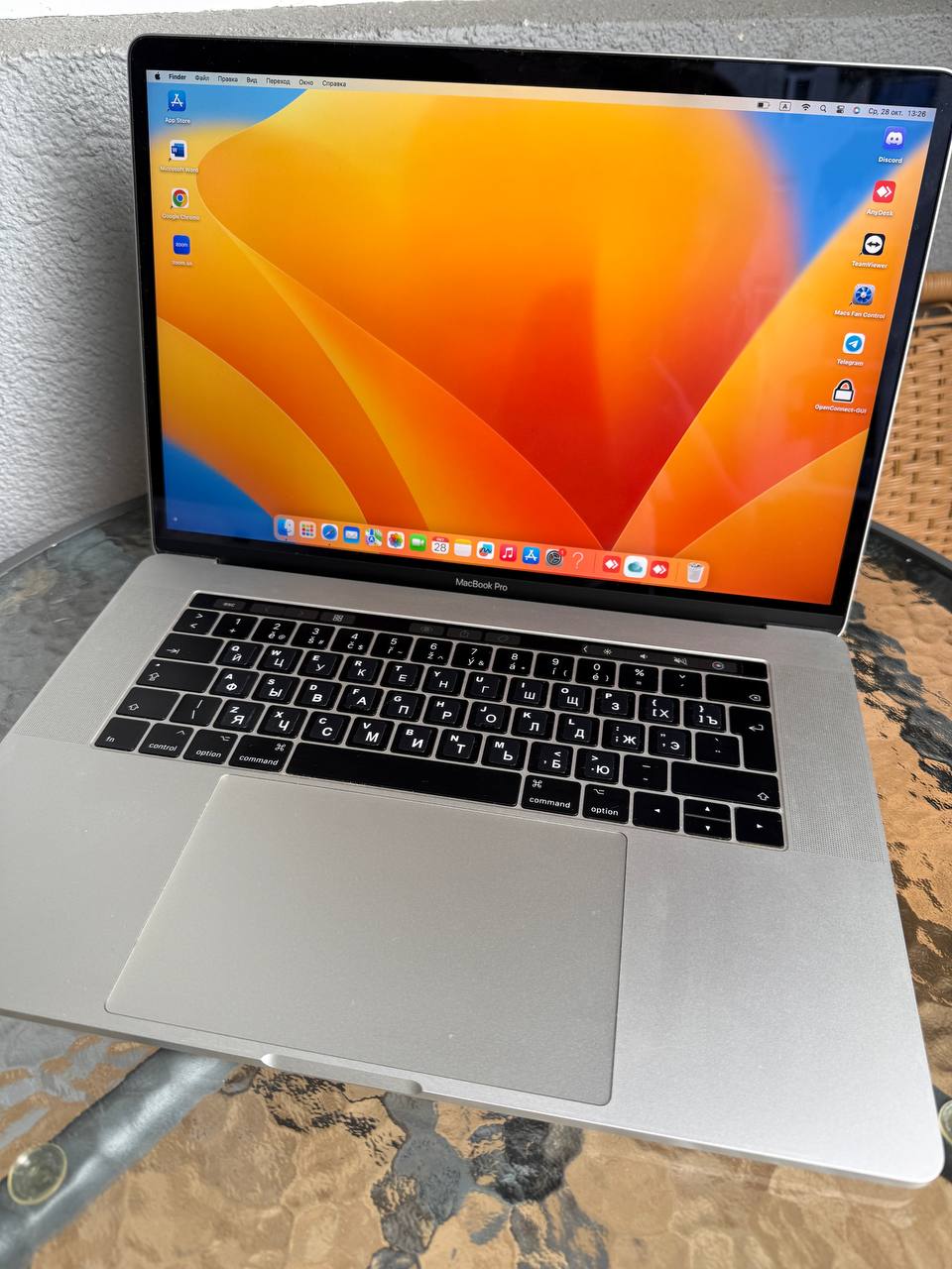MacBook Pro 15" (2017)