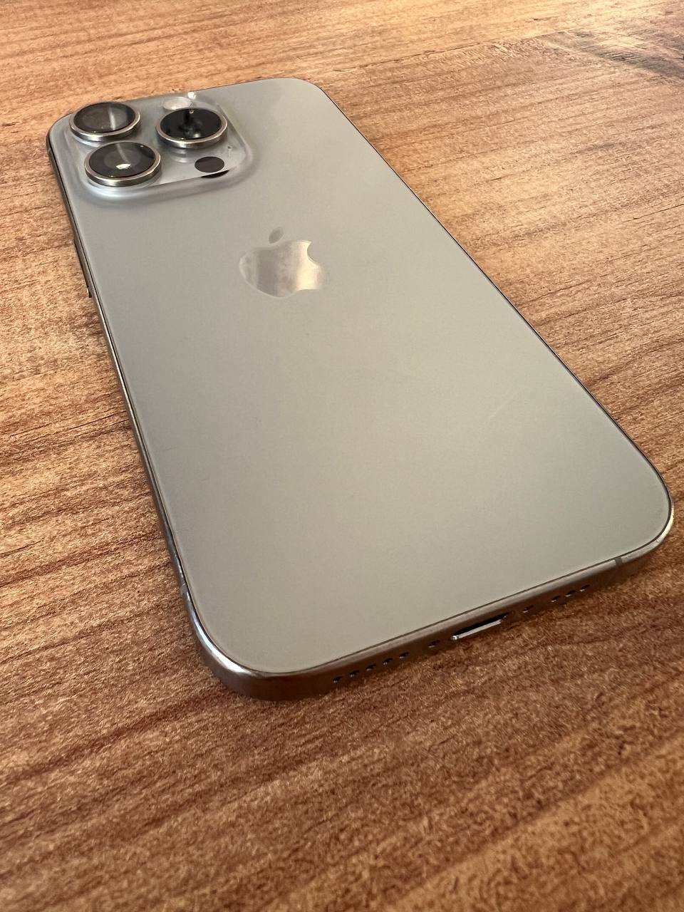 iPhone 15 Pro 256GB Natural Titanium