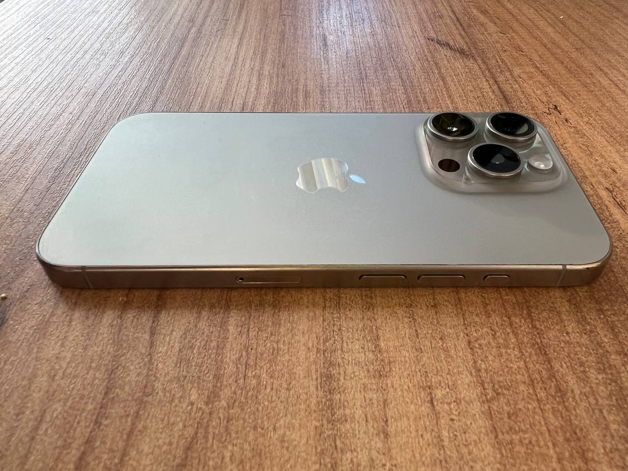 iPhone 15 Pro 256GB Natural Titanium