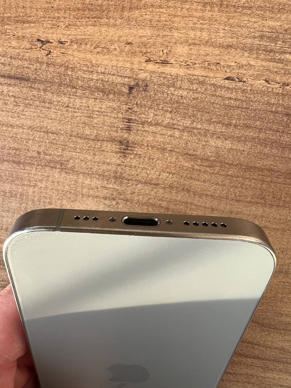 iPhone 15 Pro 256GB Natural Titanium