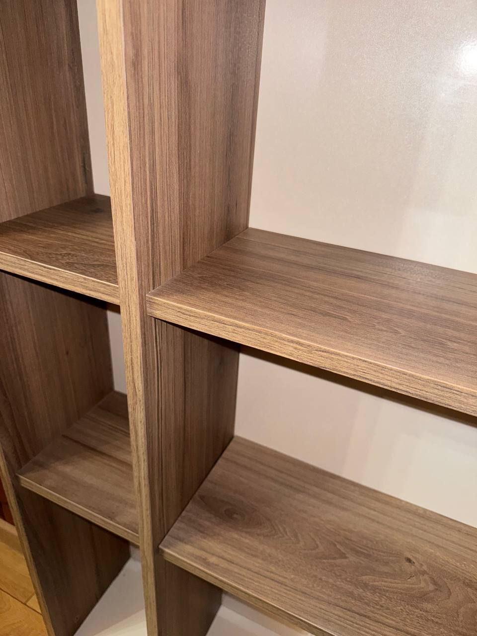 Стеллаж с тумбой из MDF