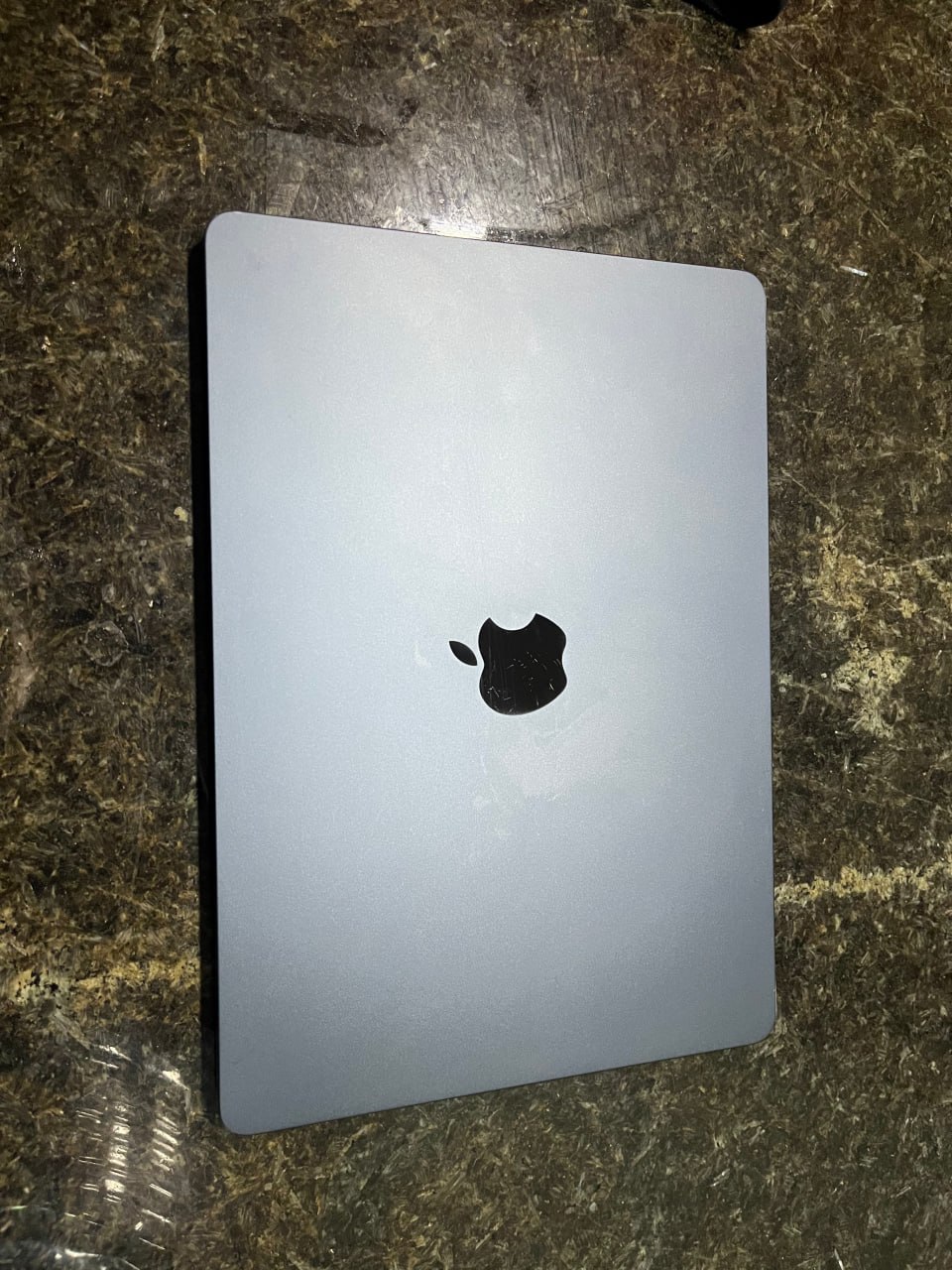 MacBook Air M2 13.6" 16GB/256GB