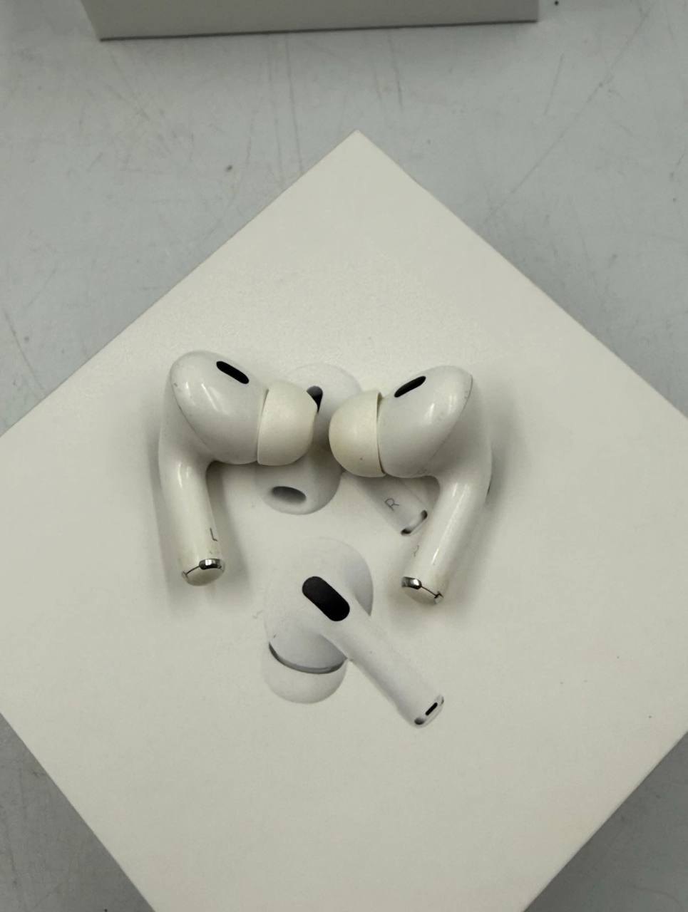 Apple AirPods Pro 2