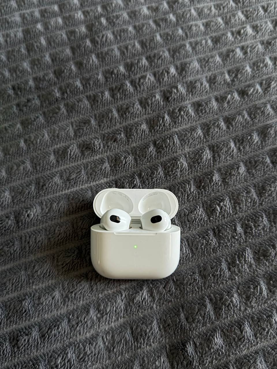 Apple AirPods 3
