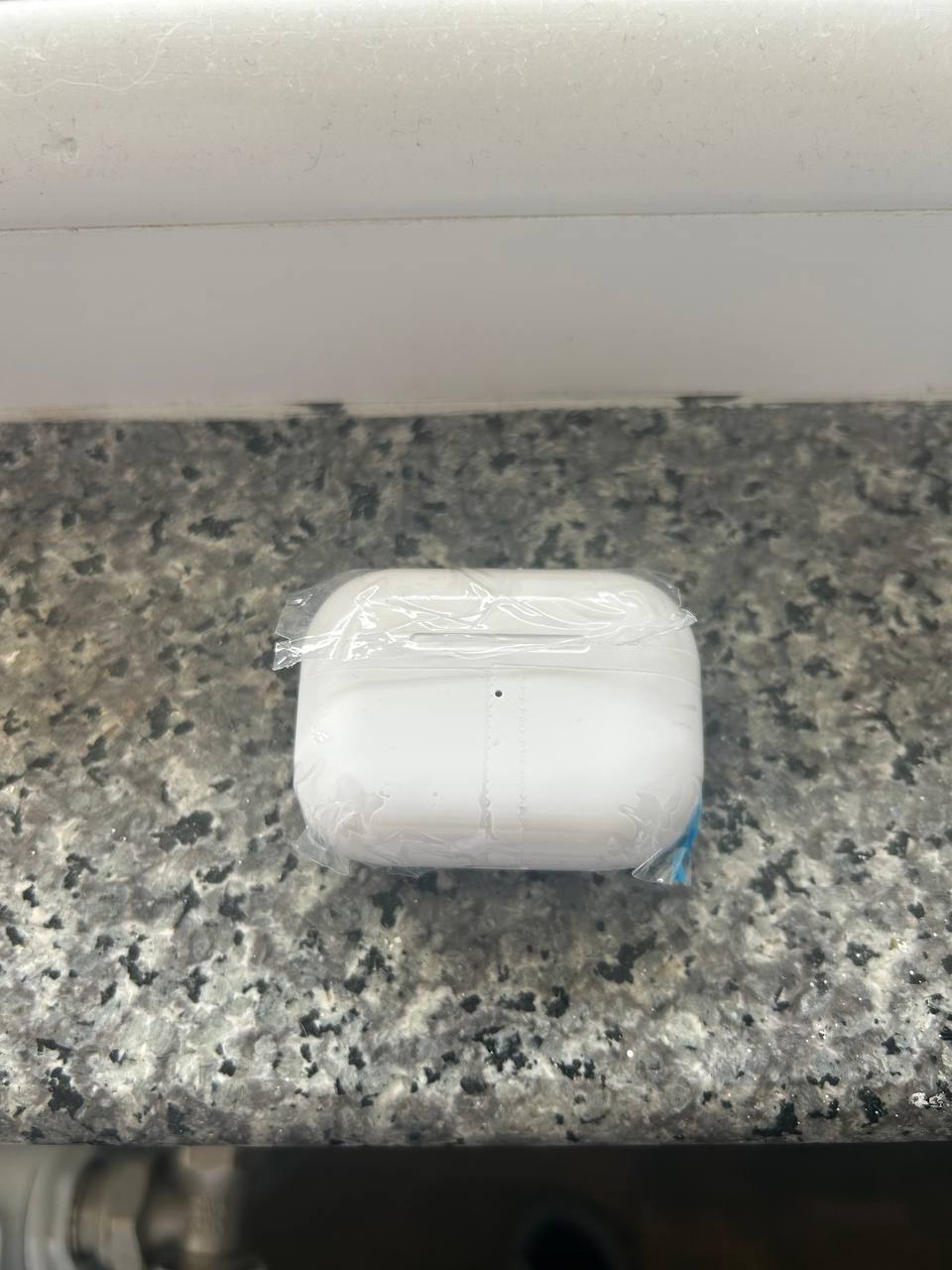 Реплика AirPods