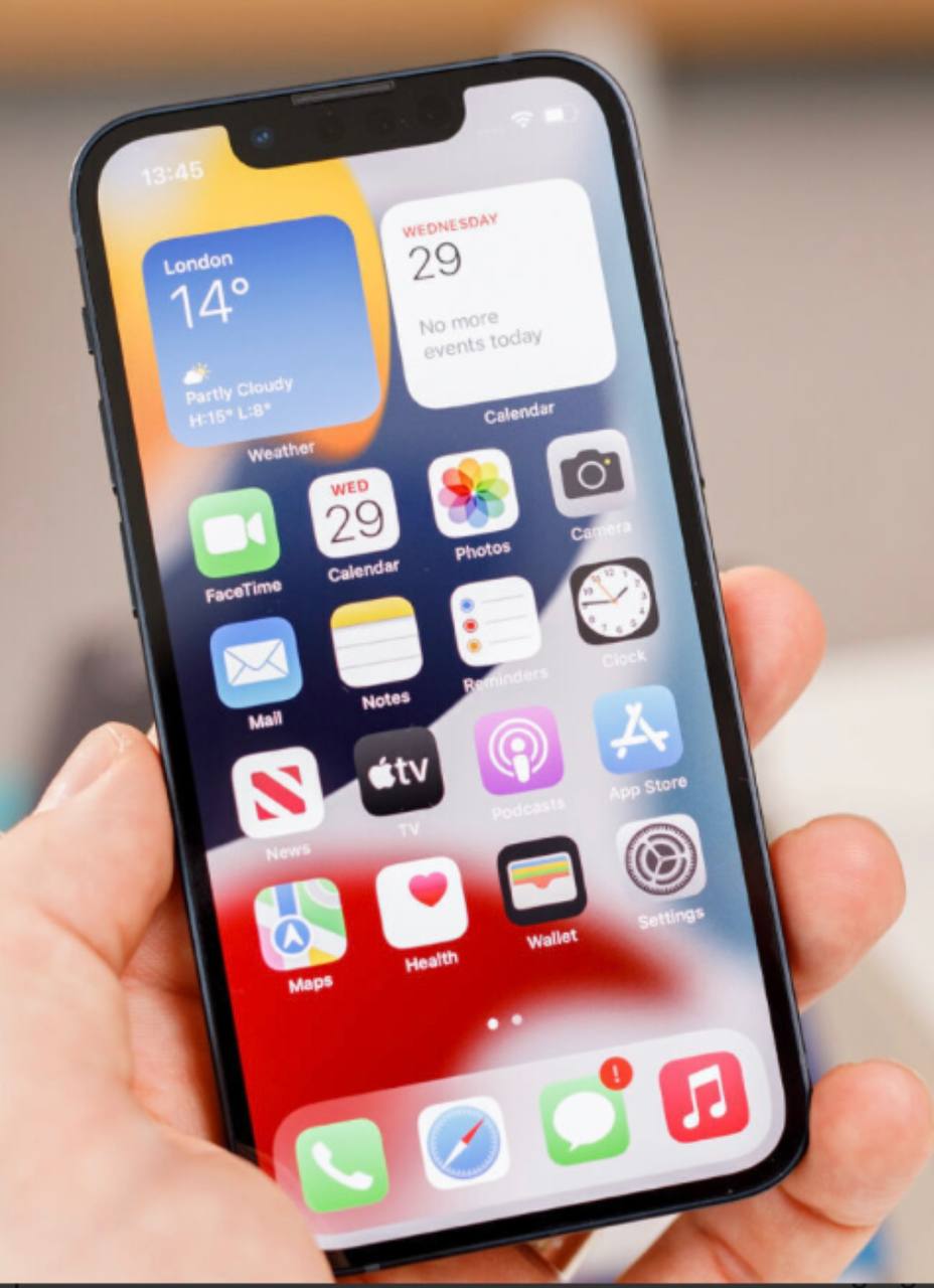 iPhone 13