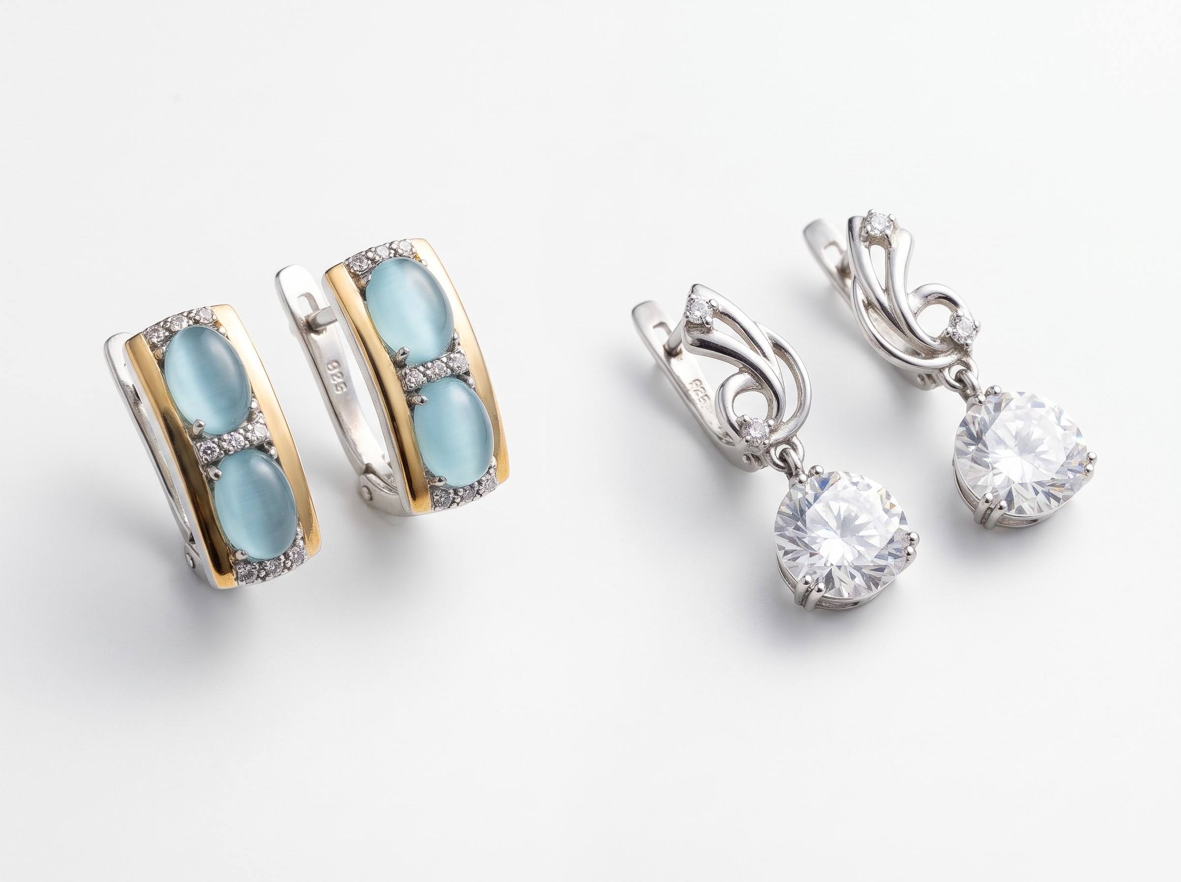 Серьги из серебра 925 с позолотой и фианитами (аквамариновый оттенок)