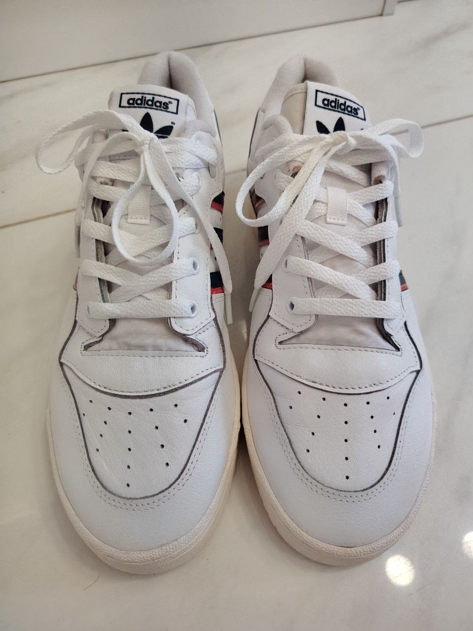 Оригинальные кроссовки Adidas, размер 44-44.5