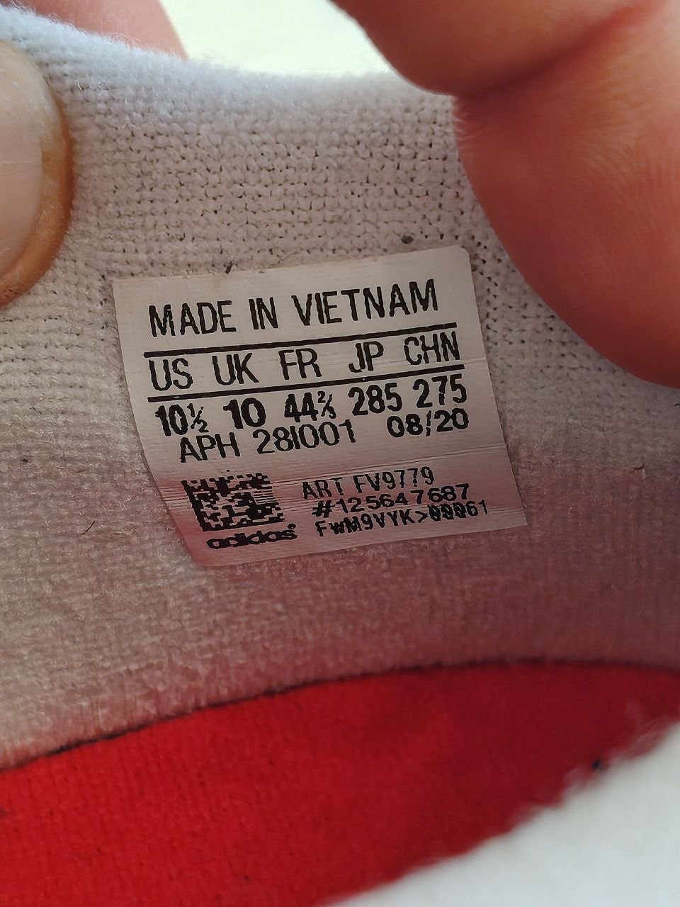 Оригинальные кроссовки Adidas, размер 44-44.5