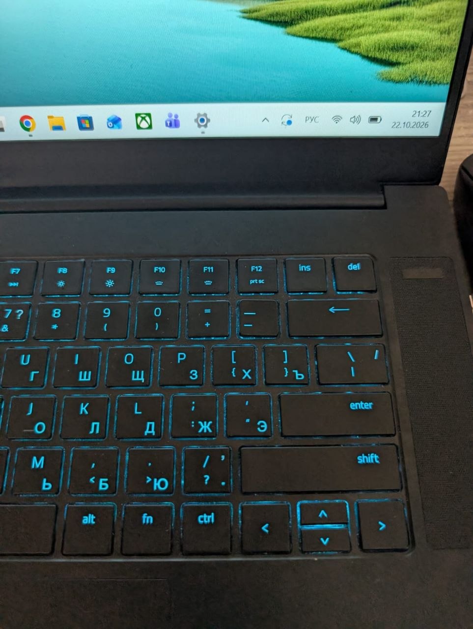 Ноутбук Razer Core i7 10750H GTX 1660 Ti 15.6"