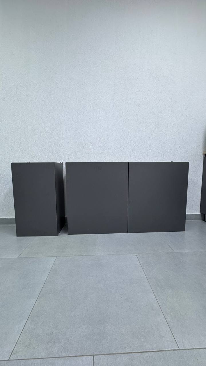 Кухонные верхние шкафы (2 шт., 40x30x71 и 120x30x71)