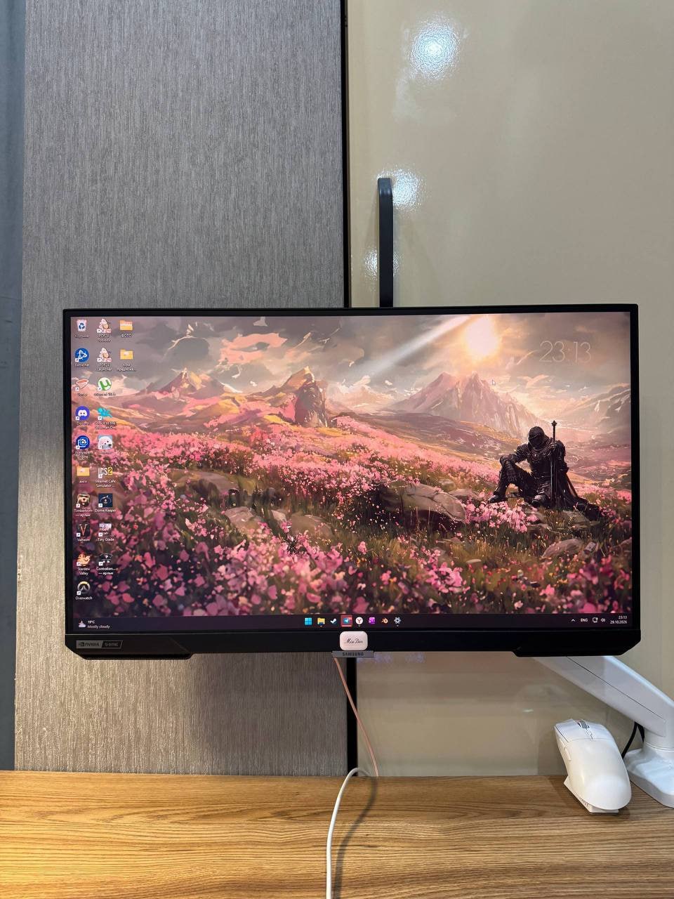 Игровой монитор Samsung Odyssey G4 G40B S27BG400EI 27"