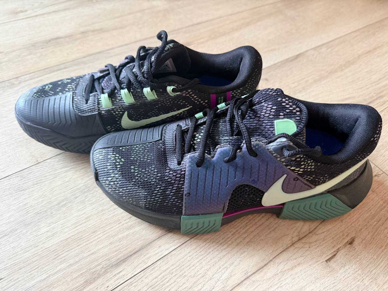 Nike ZOOM GP CHALLENGE 1 OSAKA HC женские теннисные кроссовки