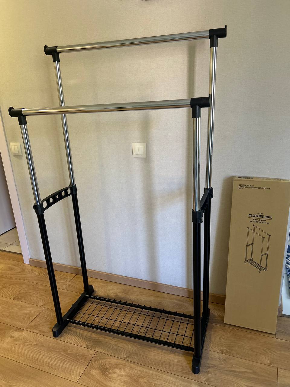 Вешалка напольная + 10 вешалок