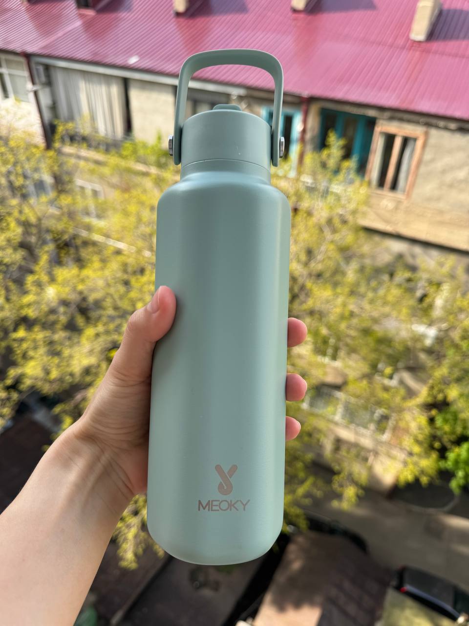 Термос-бутылка 0.6л