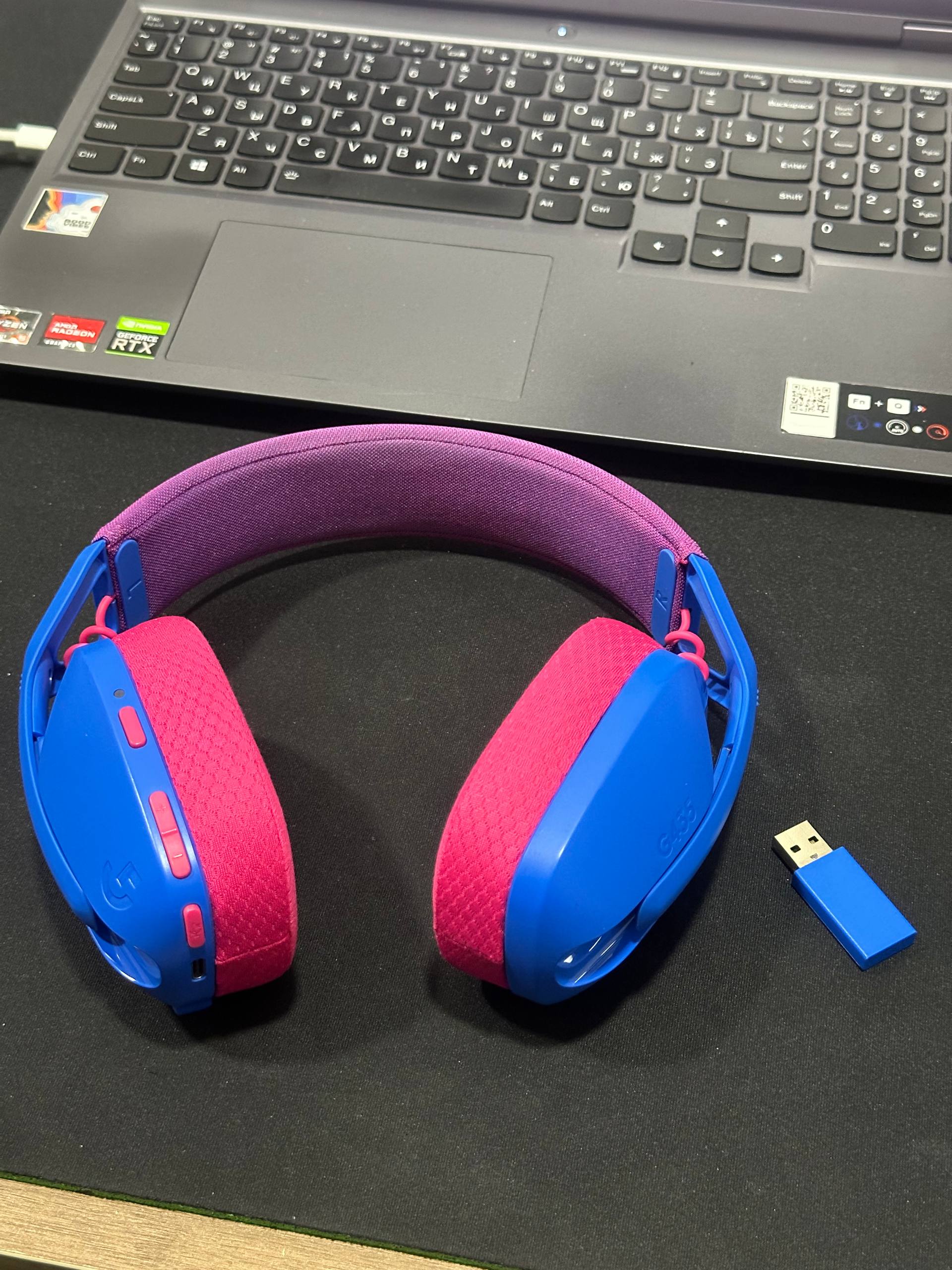 Logitech G435 Lightspeed (Blue/Raspberry)