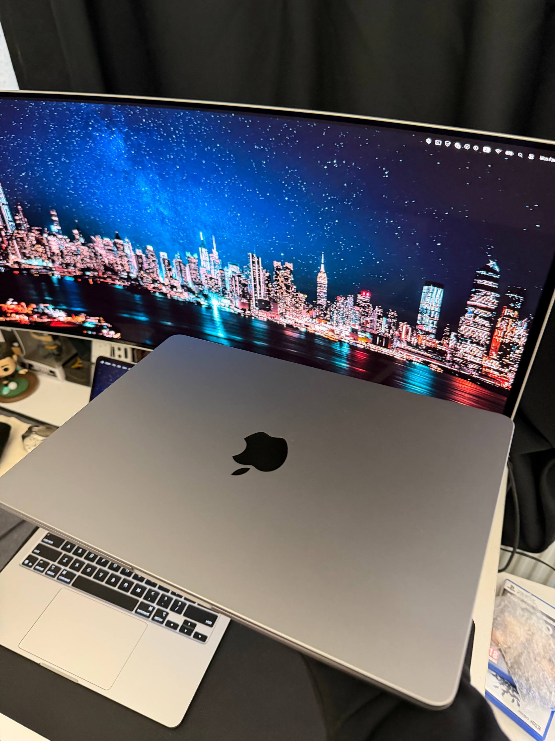 MacBook Air M2 8/256