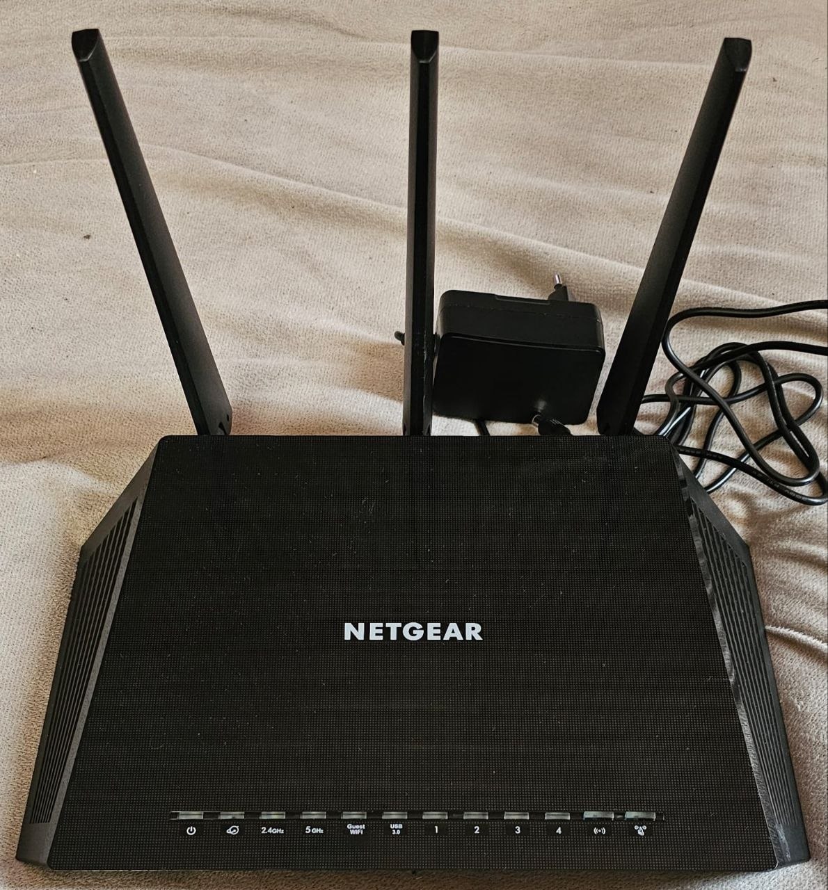 NETGEAR роутер