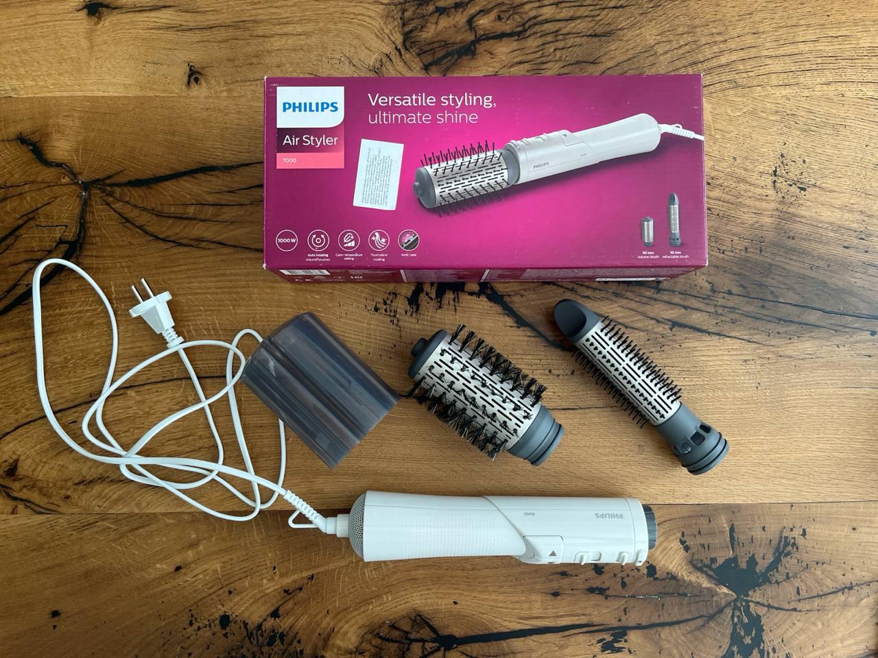 Фен / стайлер Philips BHA710