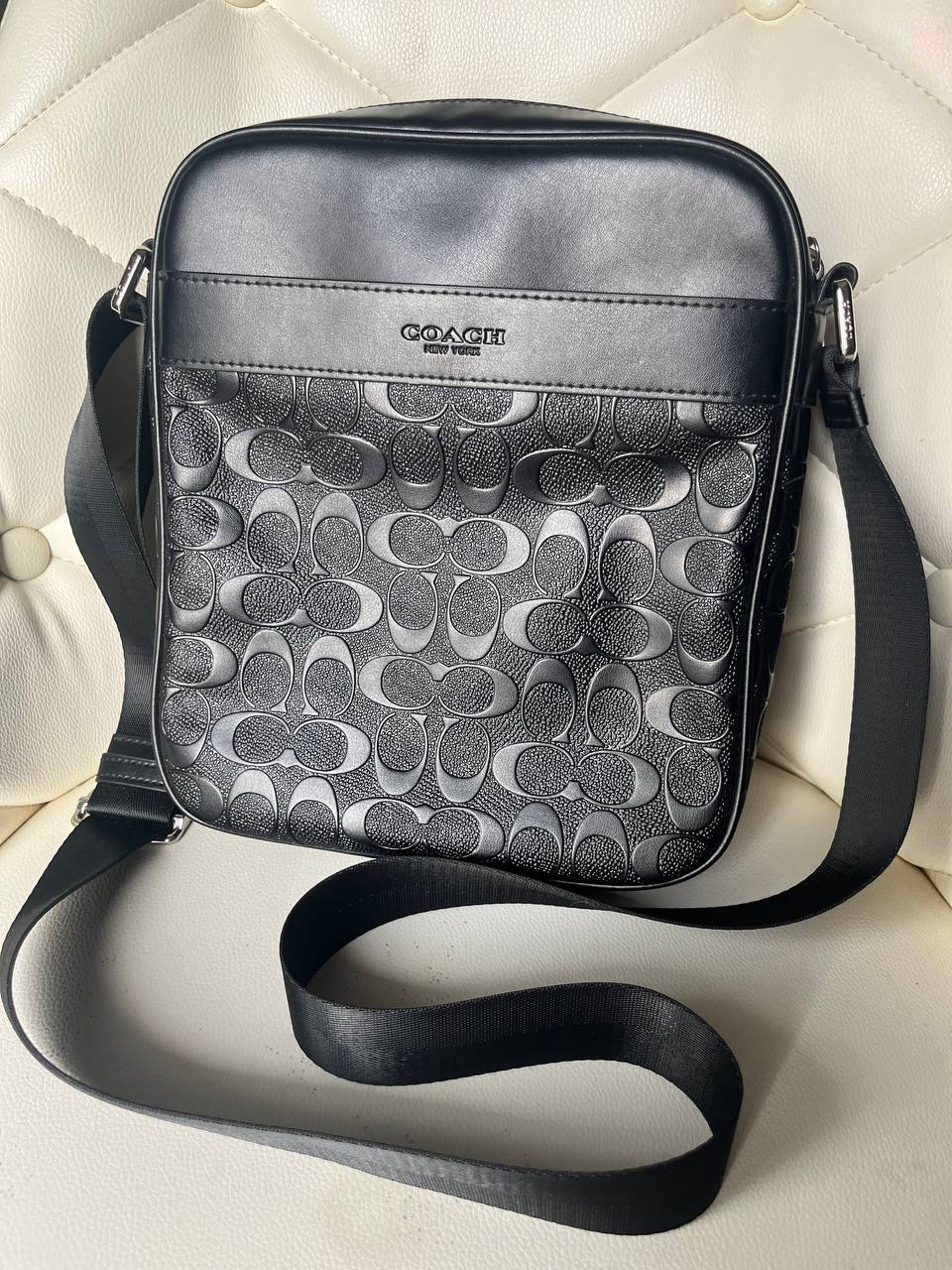 Сумка Coach Houston Flight Bag F73338