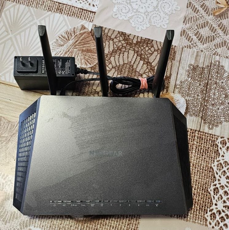 Роутер Netgear AC1900