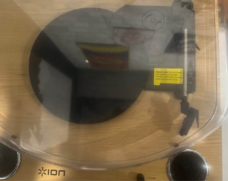 Виниловый проигрыватель ION Audio Max LP