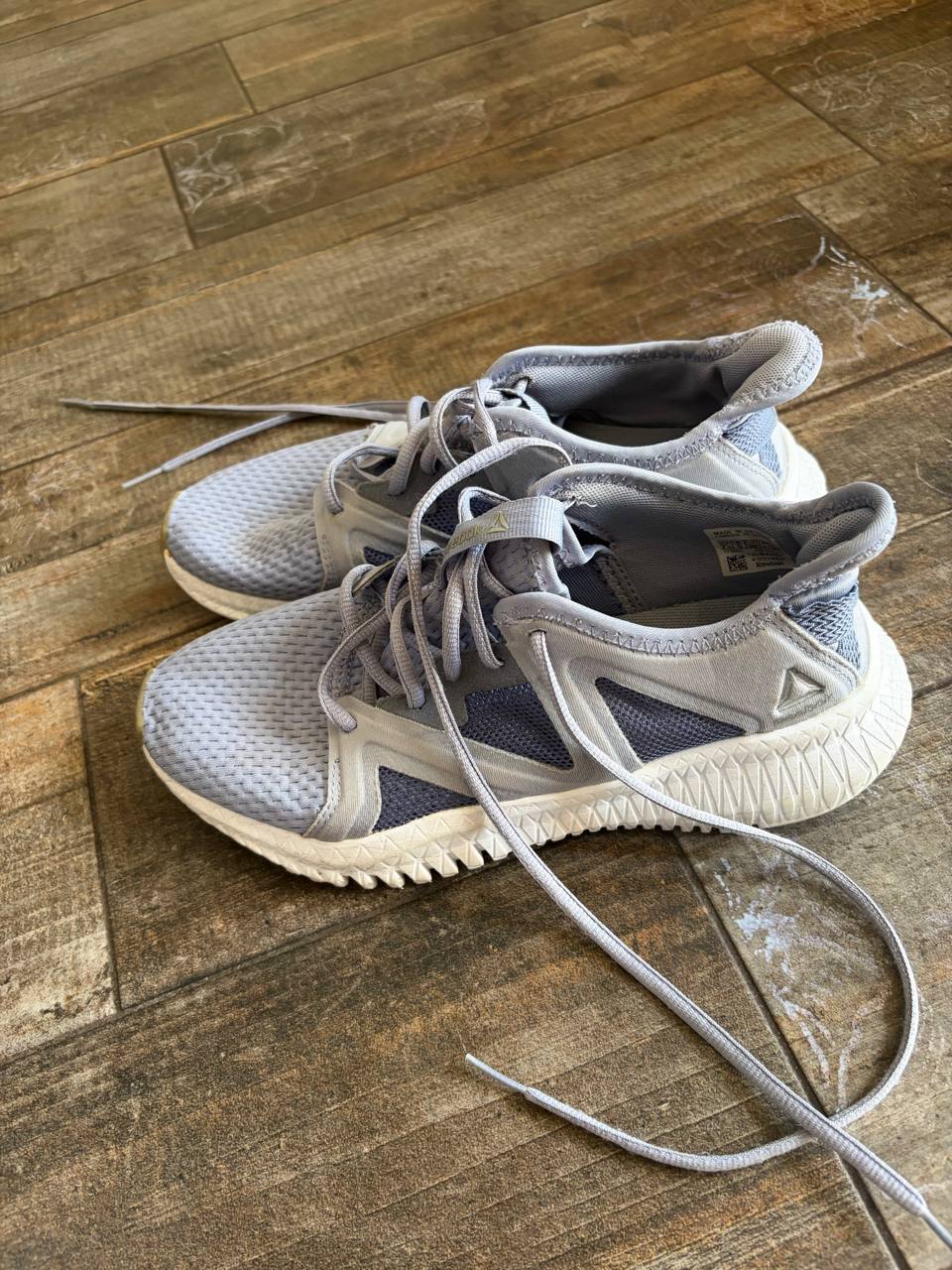 Reebok кроссовки 38 размер
