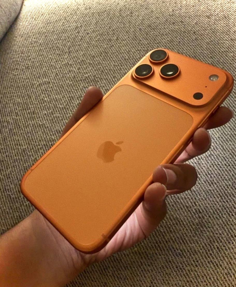 Apple iPhone 17 Pro Max 1TB оранжевый