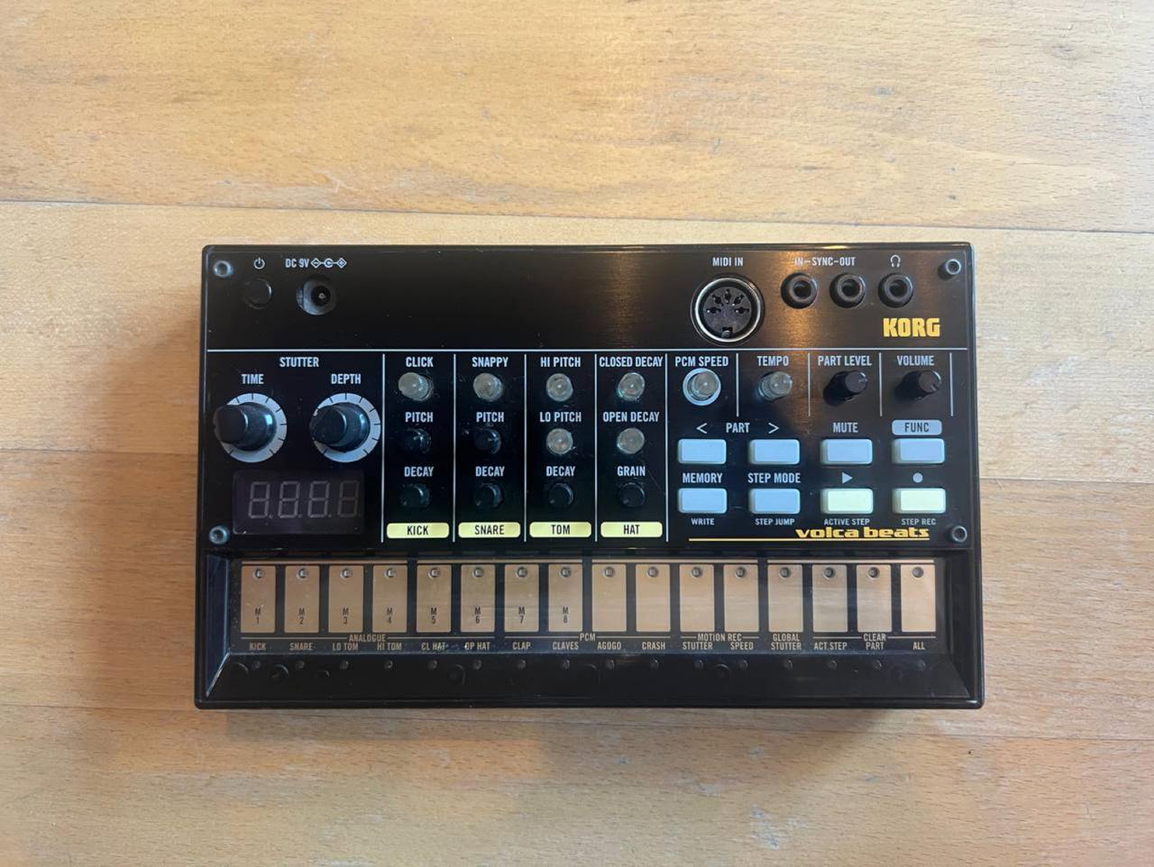 Korg Volca Keys синтезатор