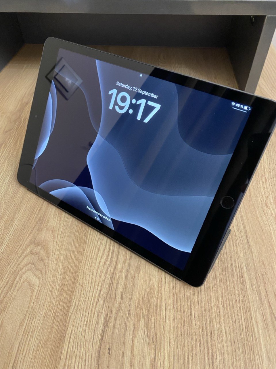 Apple iPad 8th Gen 10.2" 32GB Wi-Fi Space Gray