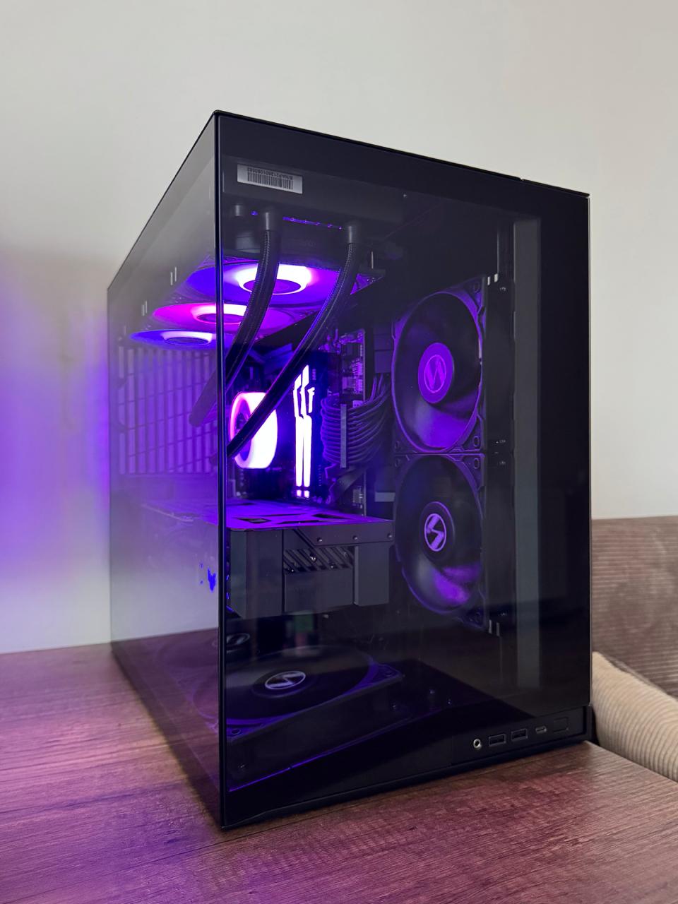 Игровой ПК: Ryzen 7600X, Asus TUF 5070 Ti, 32GB DDR5, 1TB