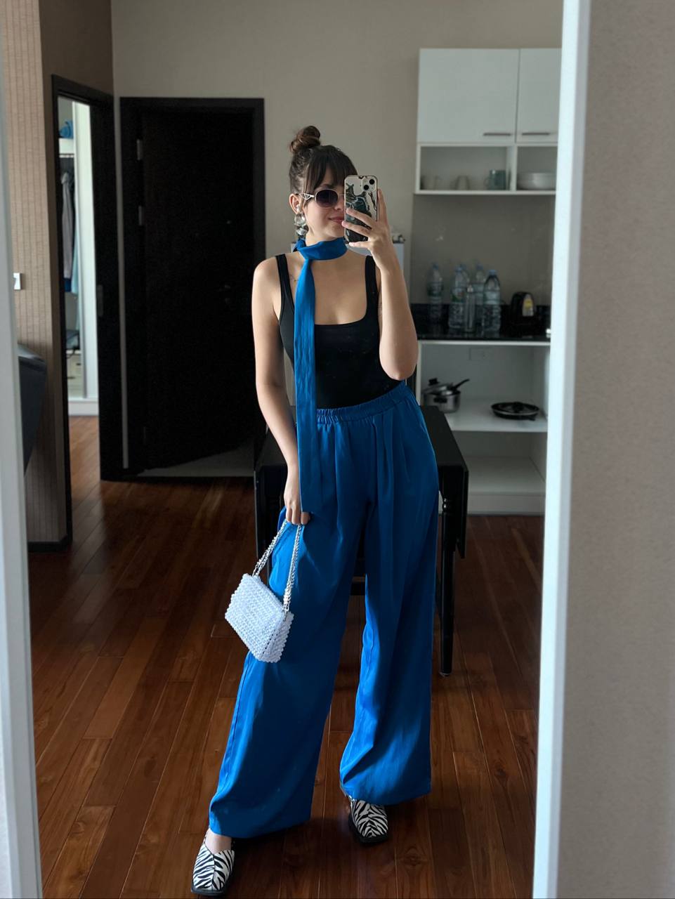 Синие брюки