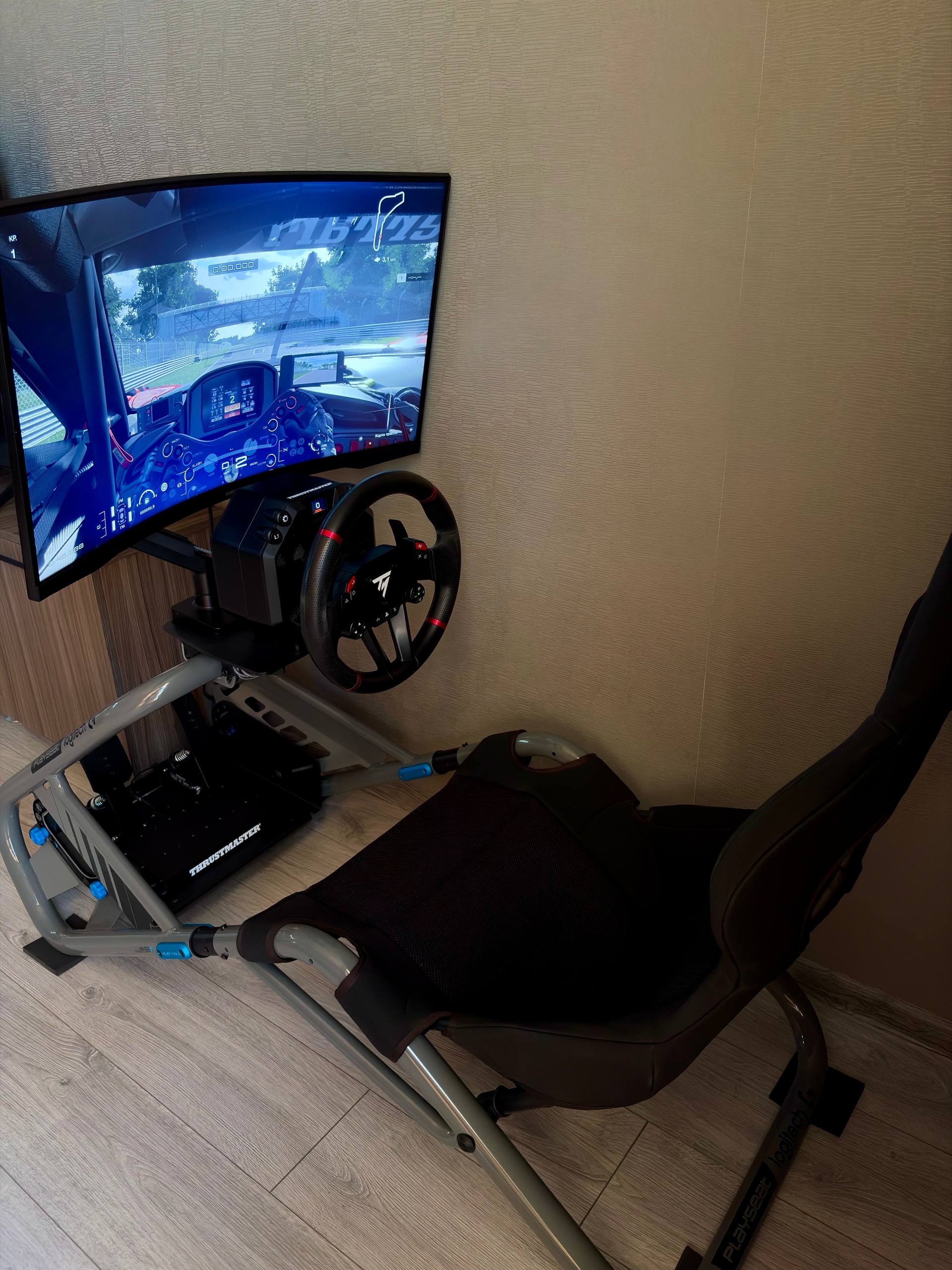 Симрейсинг сетап: Thrustmaster T598 + Playseat Trophy + Samsung Odyssey G5 32"