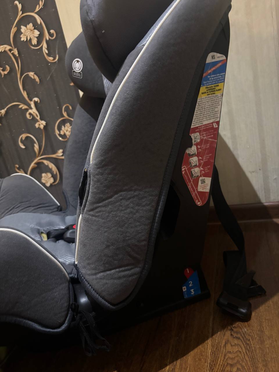 Детское автокресло Safety 1st с подстаканниками