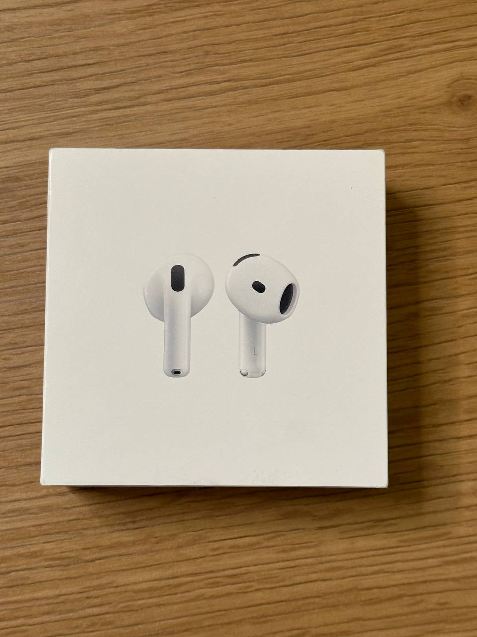 AirPods 4 новые запечатанные