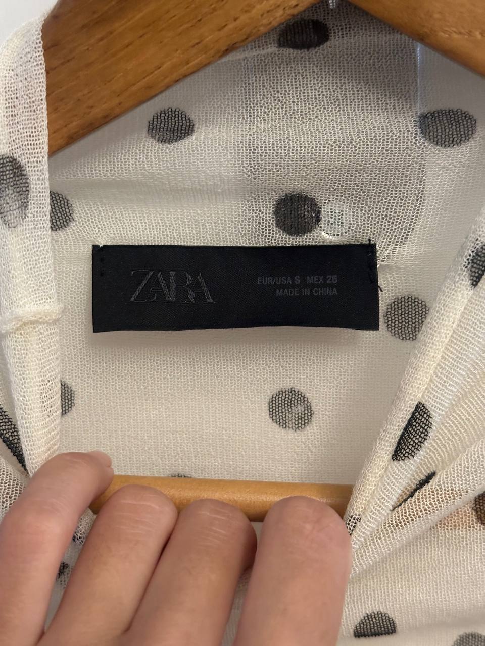 Zara полупрозрачный топ в горошек, размер S