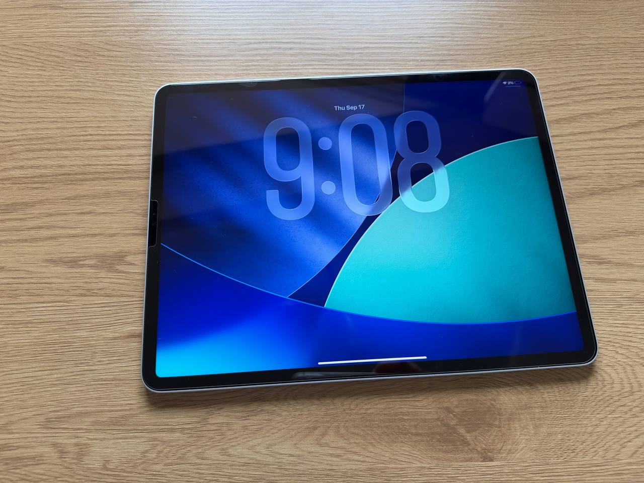 iPad Pro 12.9" (M1, 5-е поколение) 256 ГБ Wi-Fi с Apple Pencil, чехлом ESR и под