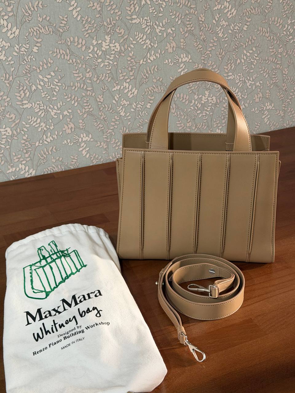 Сумка Max Mara Whitney (medium) из натуральной кожи