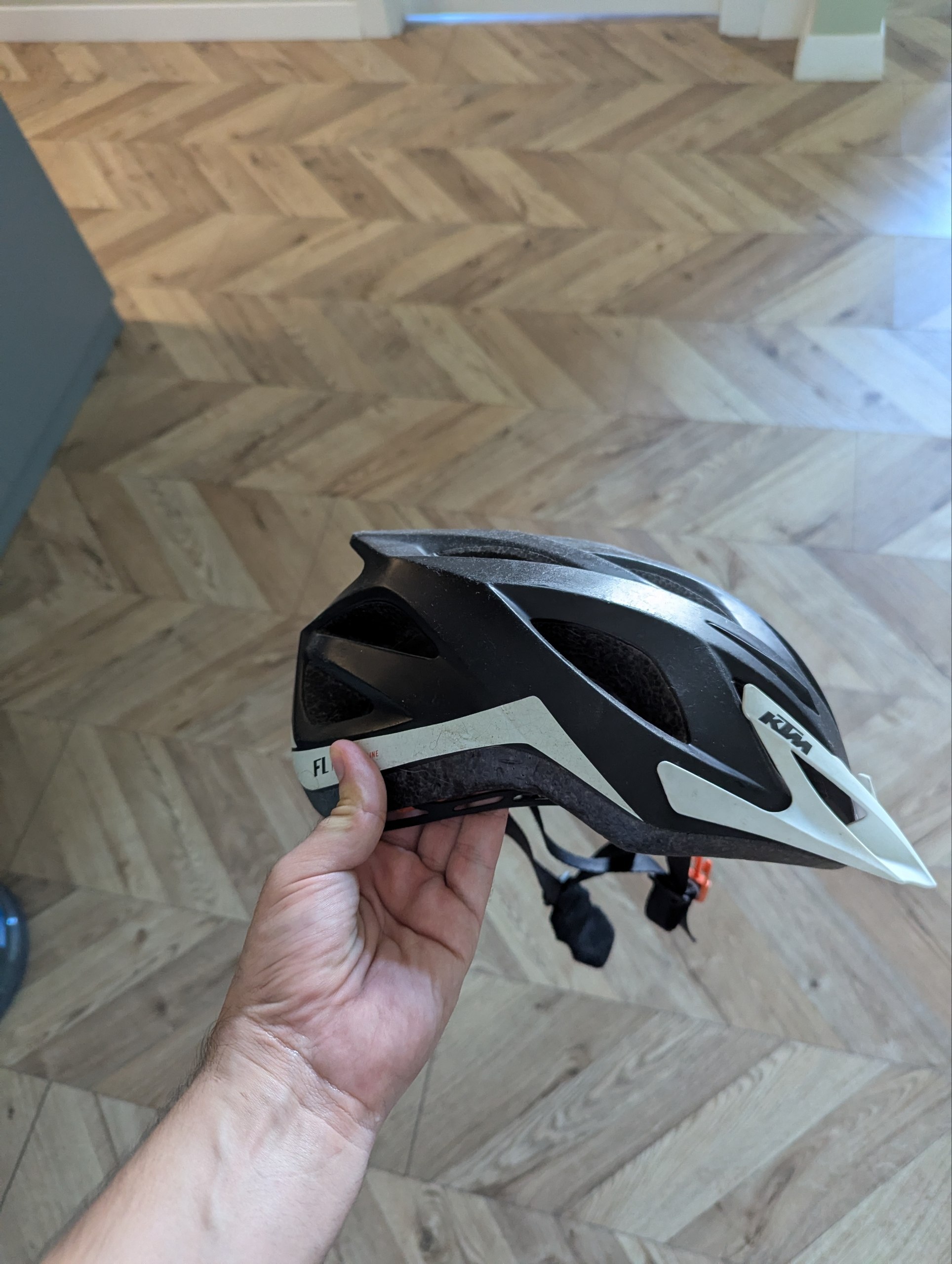 Велошлем KTM, размер L