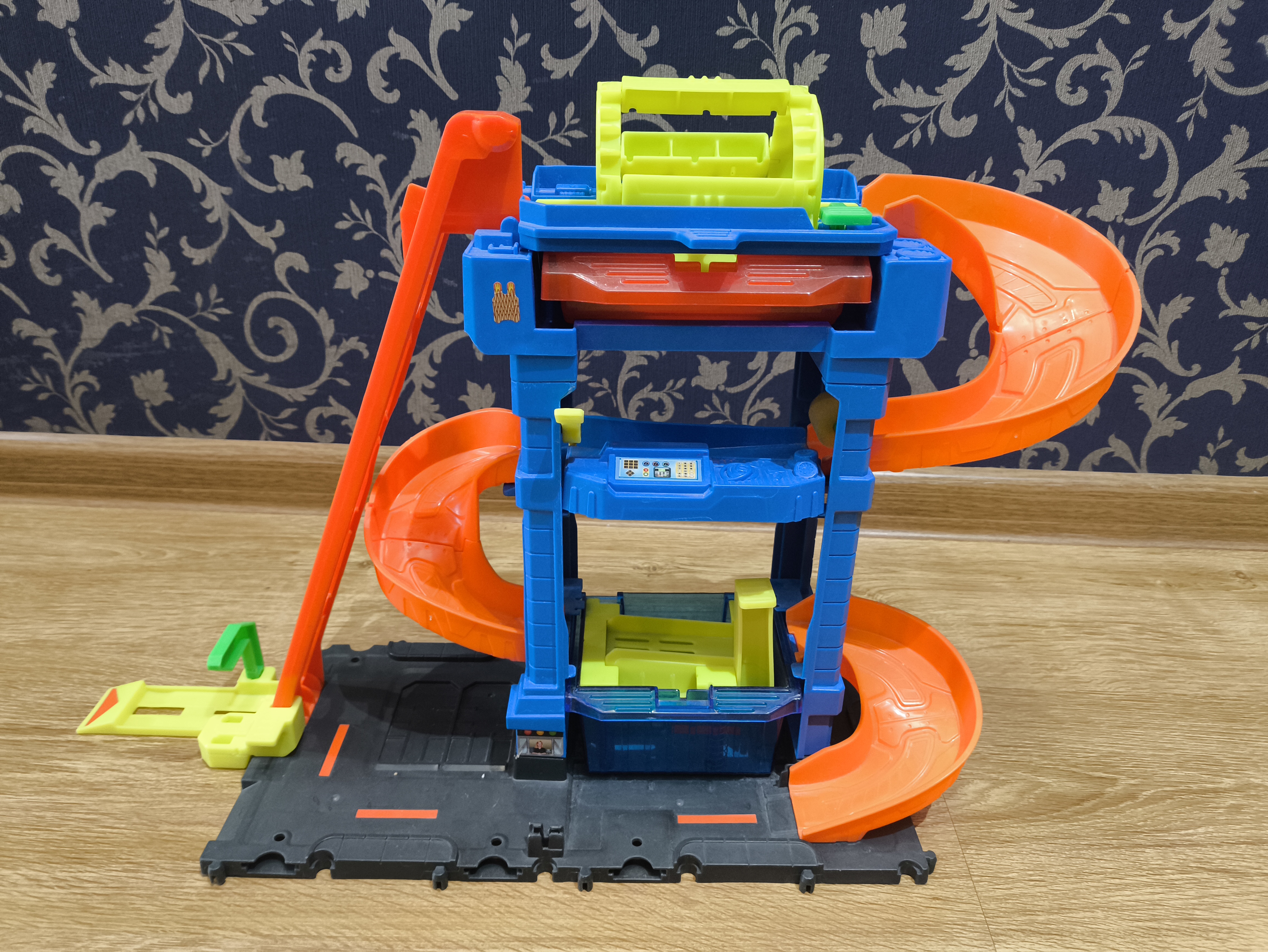 Станция Hot Wheels