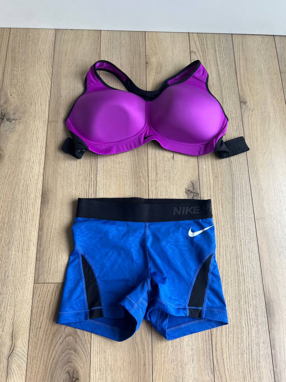 Спортивные шорты Nike XS