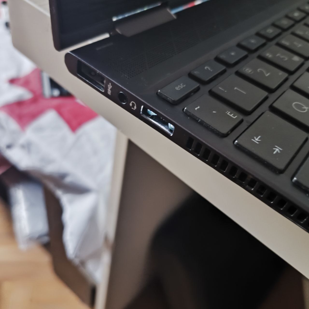 Ноутбук HP Envy x360 сенсорный, Ryzen 5 3500U, 8GB, 256GB SSD