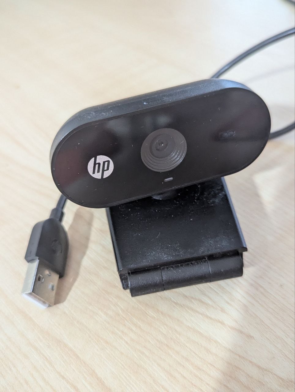 Вебкамера HP 320 FHD