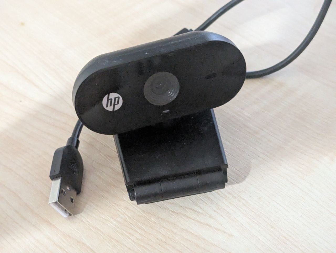 Вебкамера HP 320 FHD