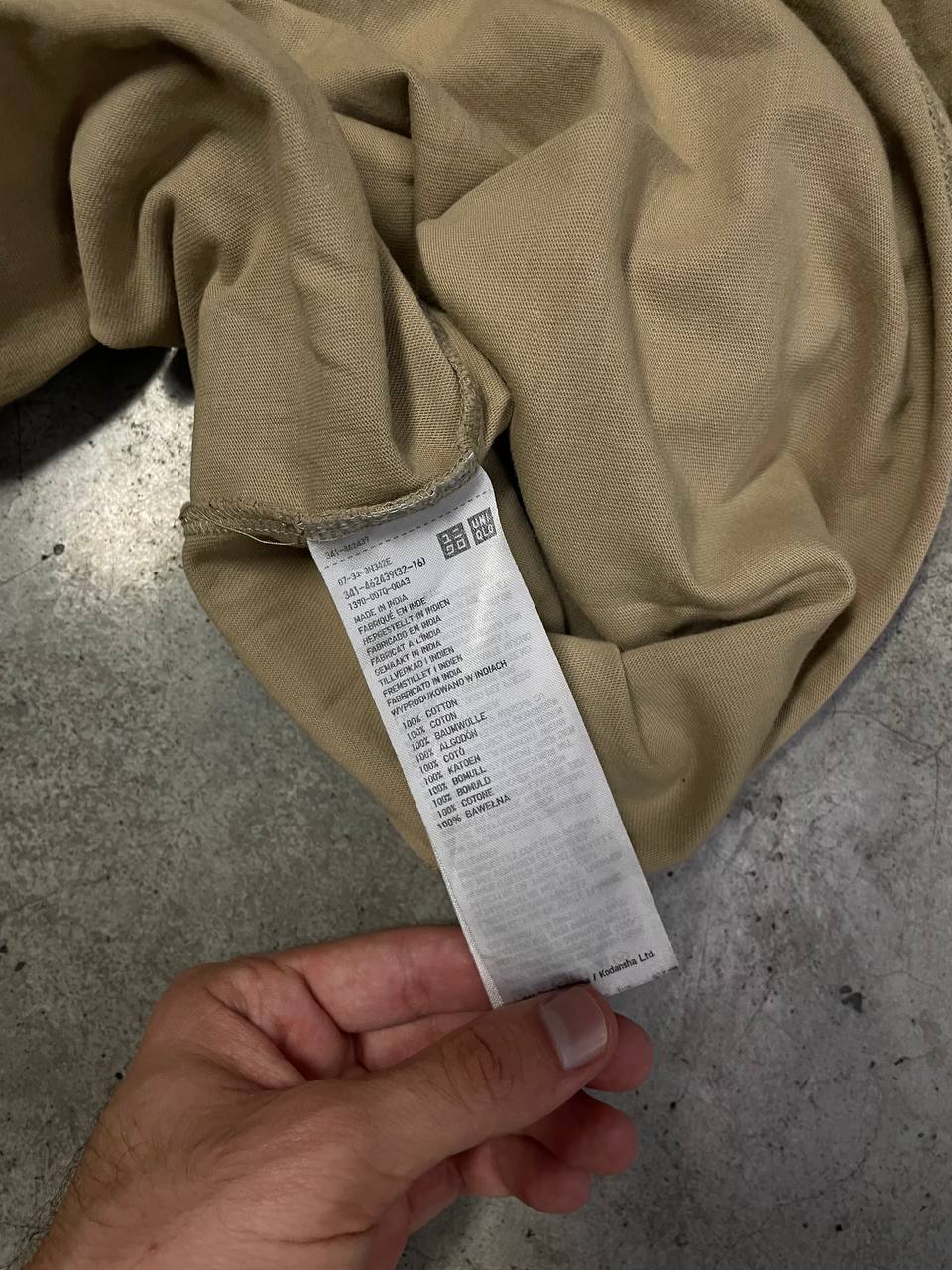 Футболка Uniqlo x Attack on Titan, размер XL