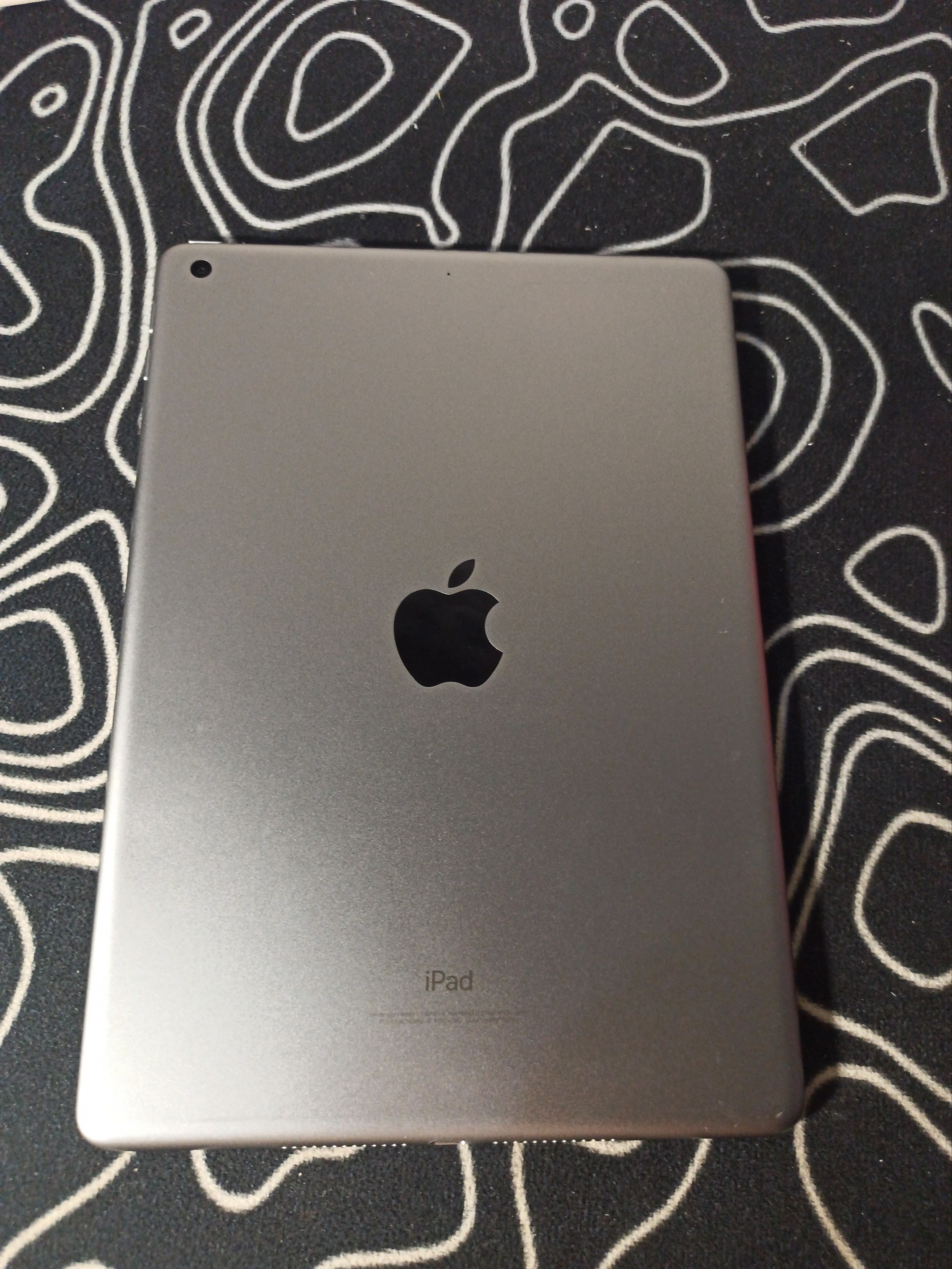 Планшет Apple iPad 6th 32 ГБ