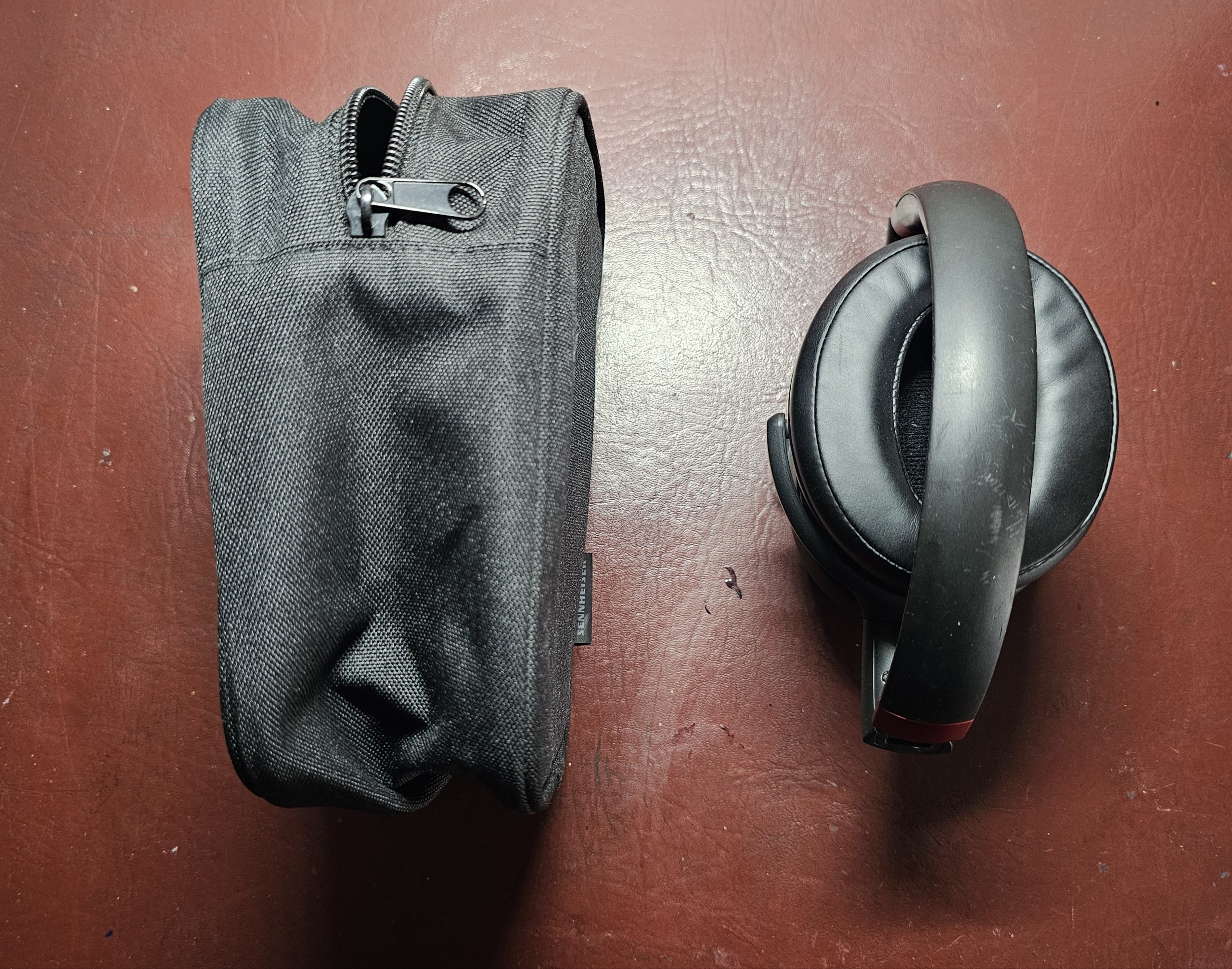 Наушники Sennheiser HD 458BT