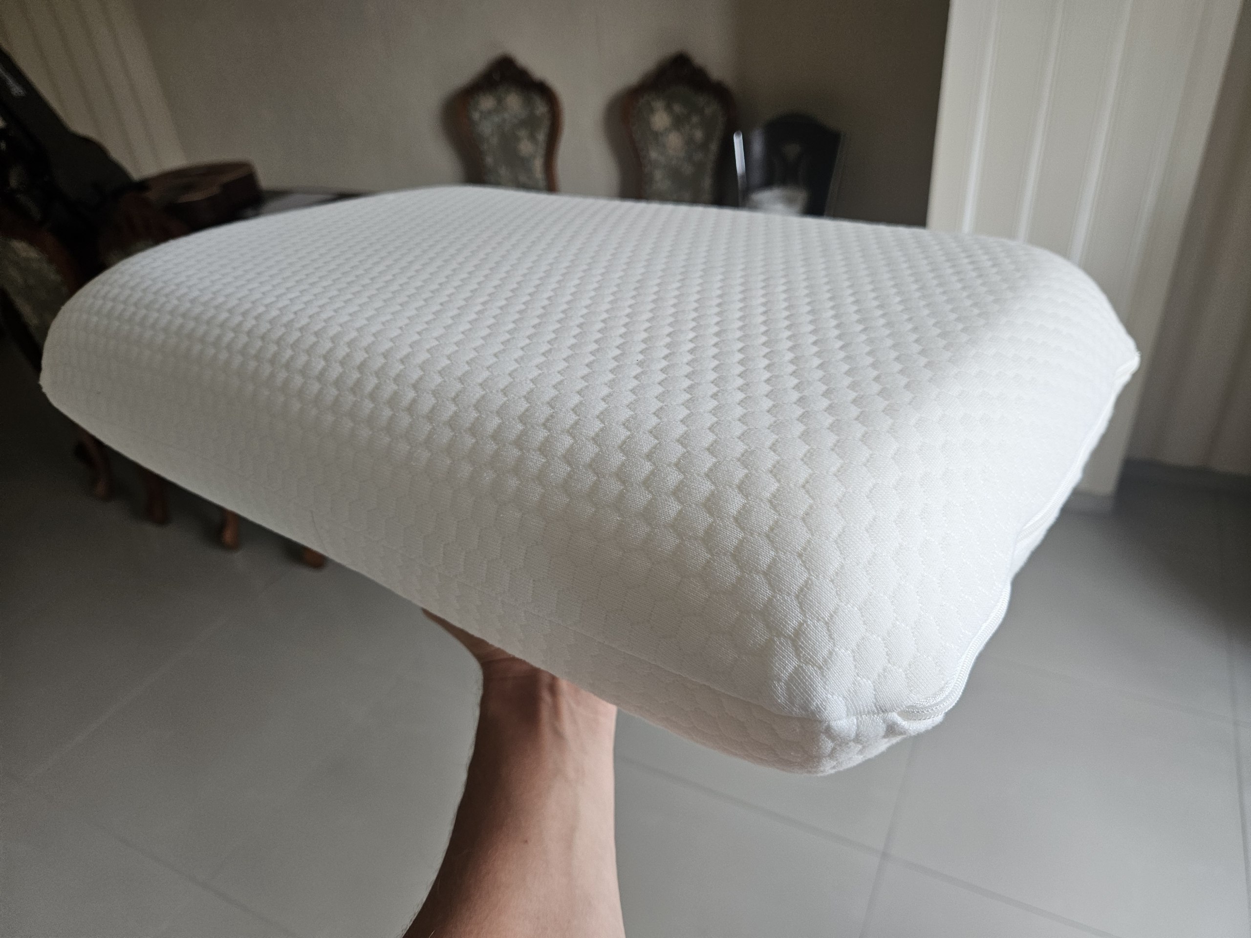 Ортопедическая подушка из memory foam 35x50x11 см