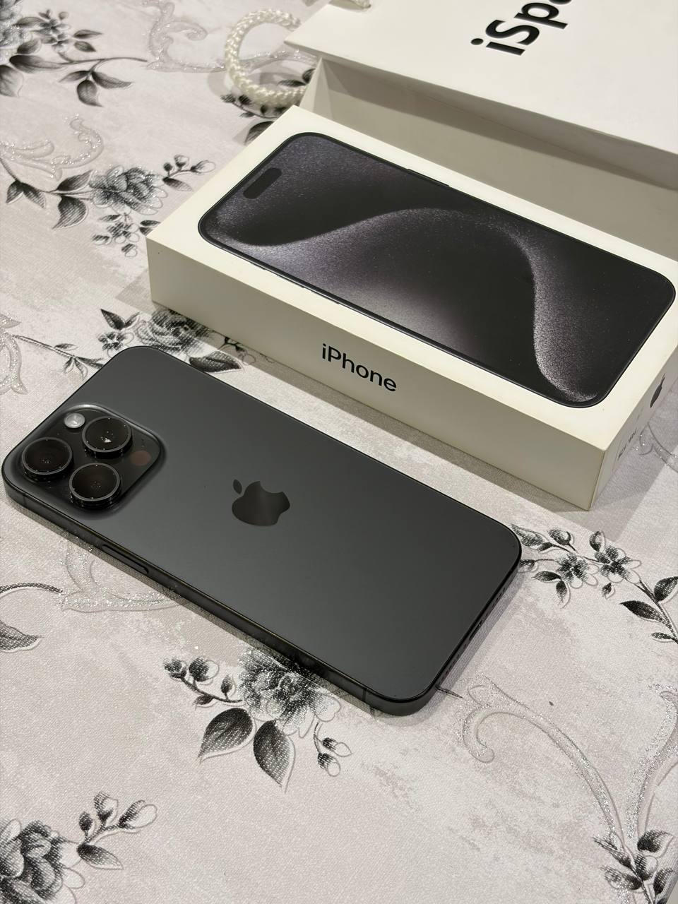iPhone 15 Pro Max 256 GB (Nano SIM + eSIM)