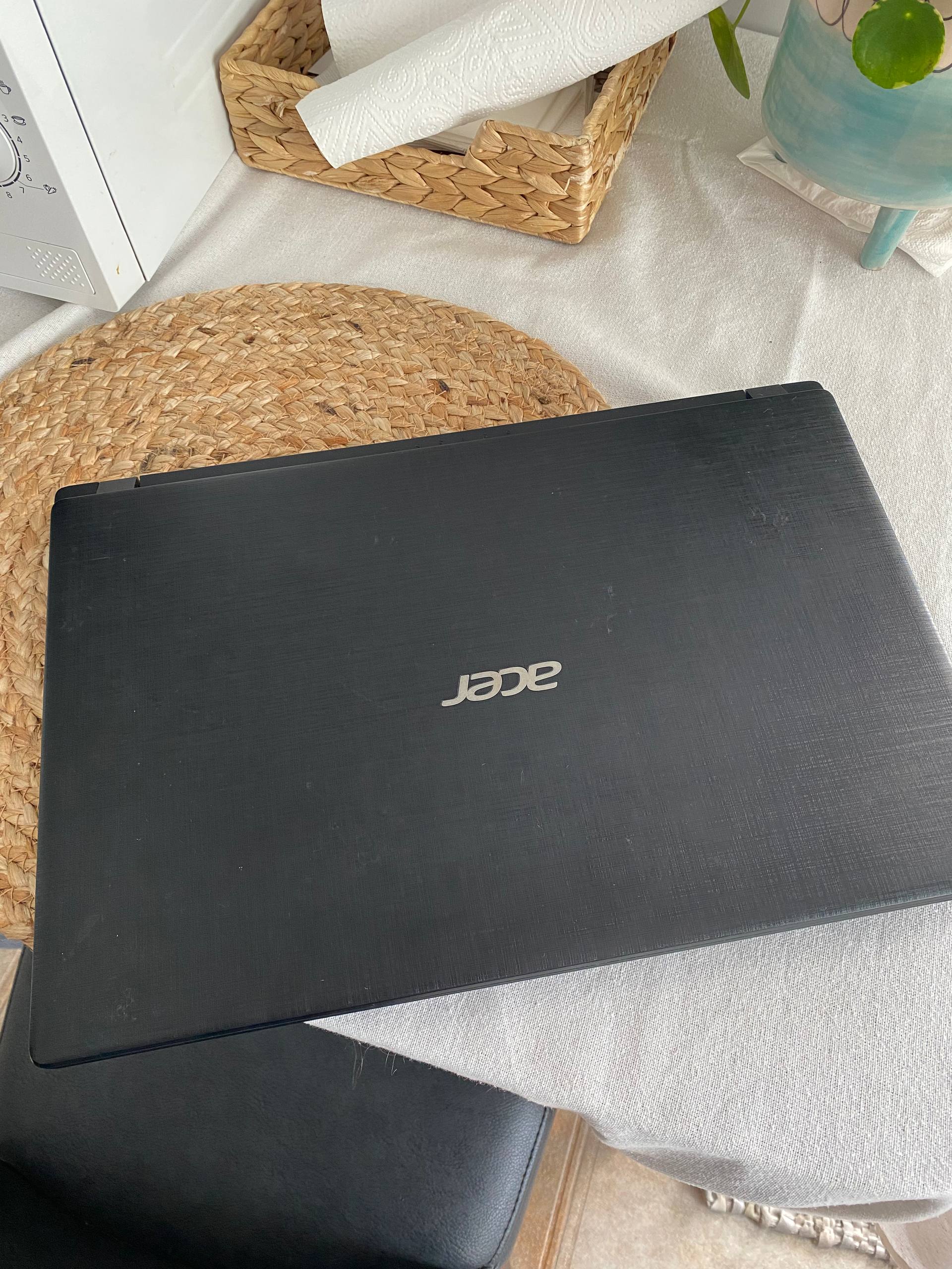 Ноутбук Acer Aspire 3 A315-51-33VH Core i3-6006U